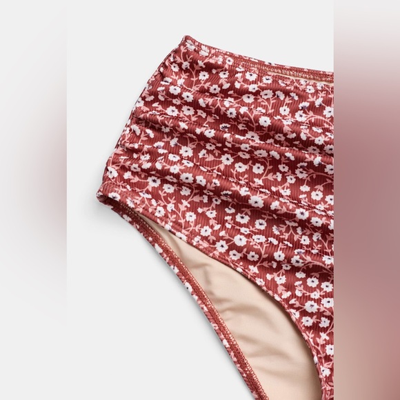 CUPSHE Brown Twist Bikini Top & Ditsy High-Waisted Bottoms Set - 381 - Picture 11 of 12